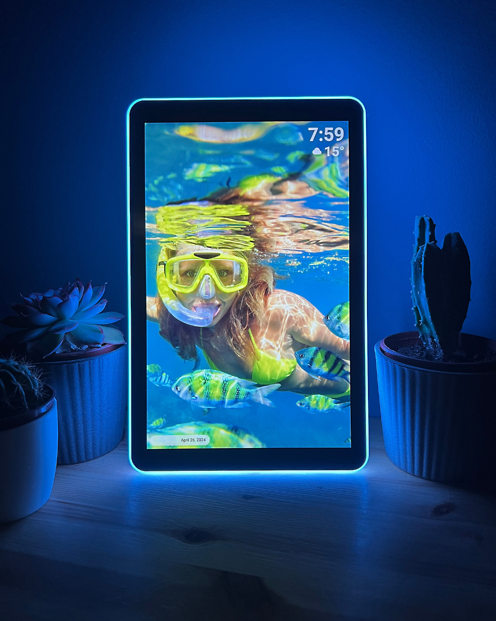 LED Edge Digital Photo Frame - 10.1 Inch Display